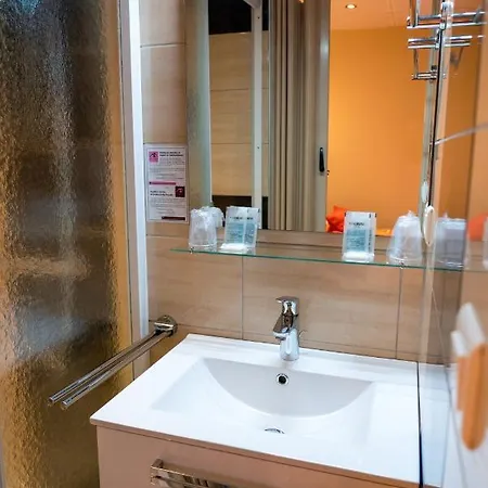 Hotel Au Primerose 2*