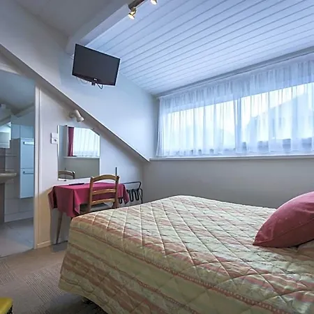 Au Primerose Hotel