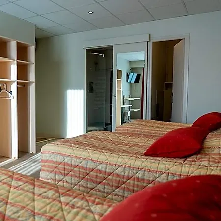 Au Primerose Hotel