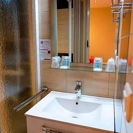 Hotel Au Primerose 2*